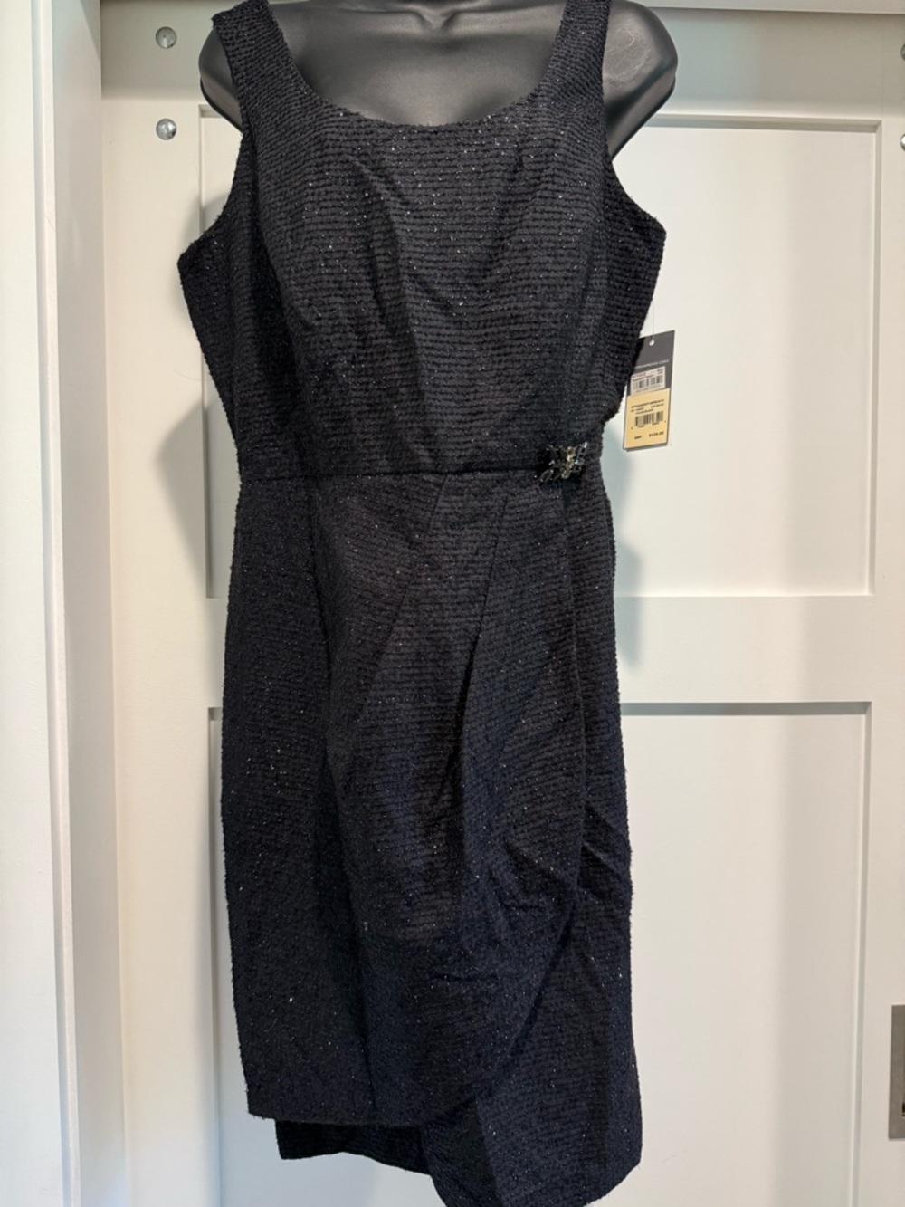 NWT Donna Ricco Black Sleeveless Sheath Dress with Subtle Sparkle